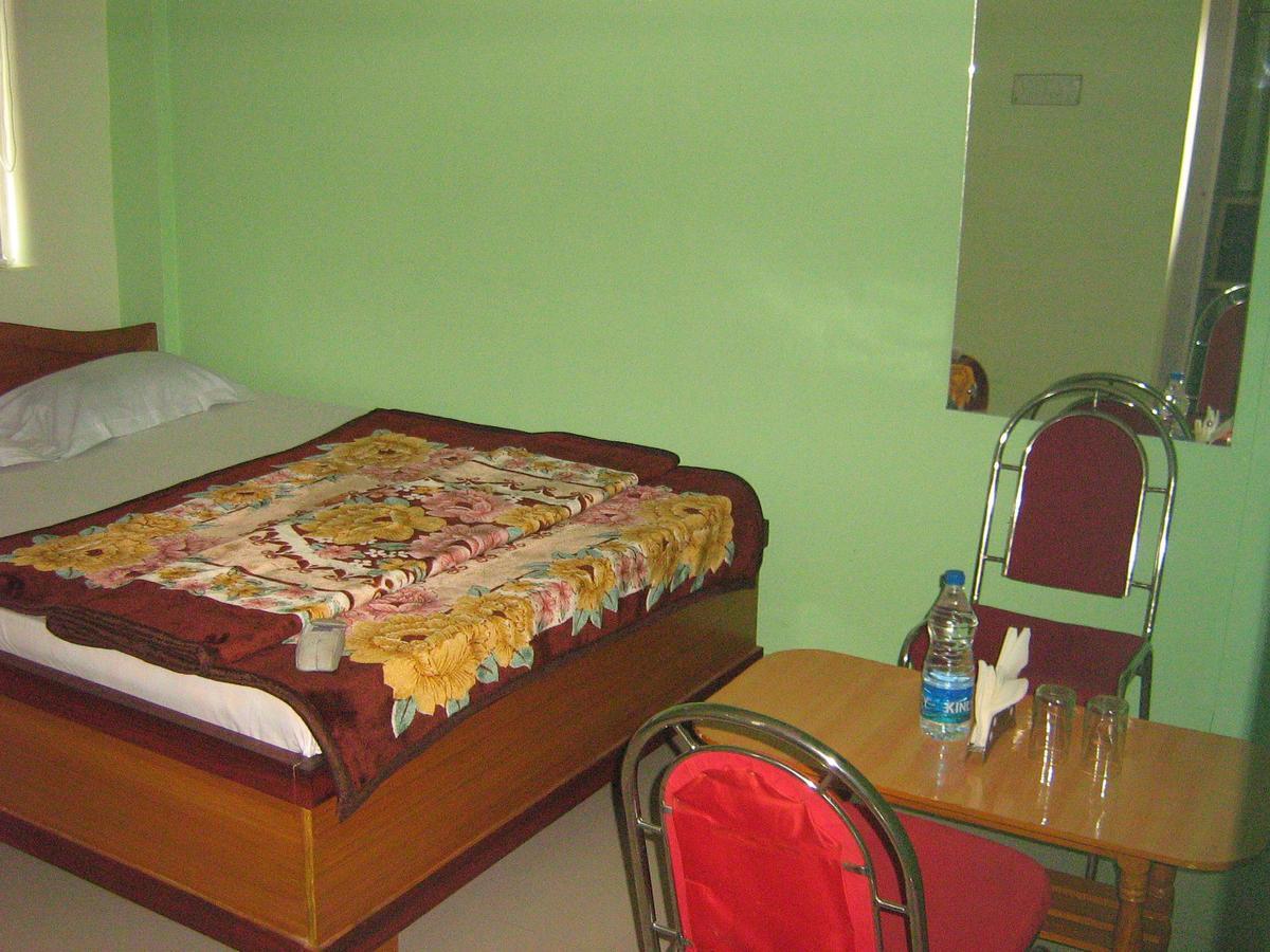 Hotel Ta-Tin Durgāpur Exterior foto